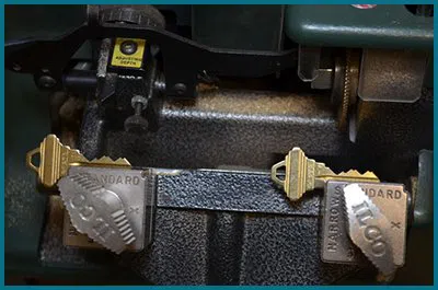 Father Son Locksmith Shop Tucson, AZ 520-226-3845 - 65-14