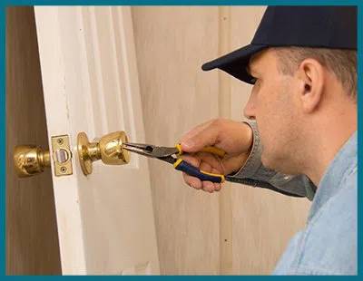 Father Son Locksmith Shop Tucson, AZ 520-226-3845 Father Son Locksmith Shop Tucson, AZ 520-226-3845 - 65-2